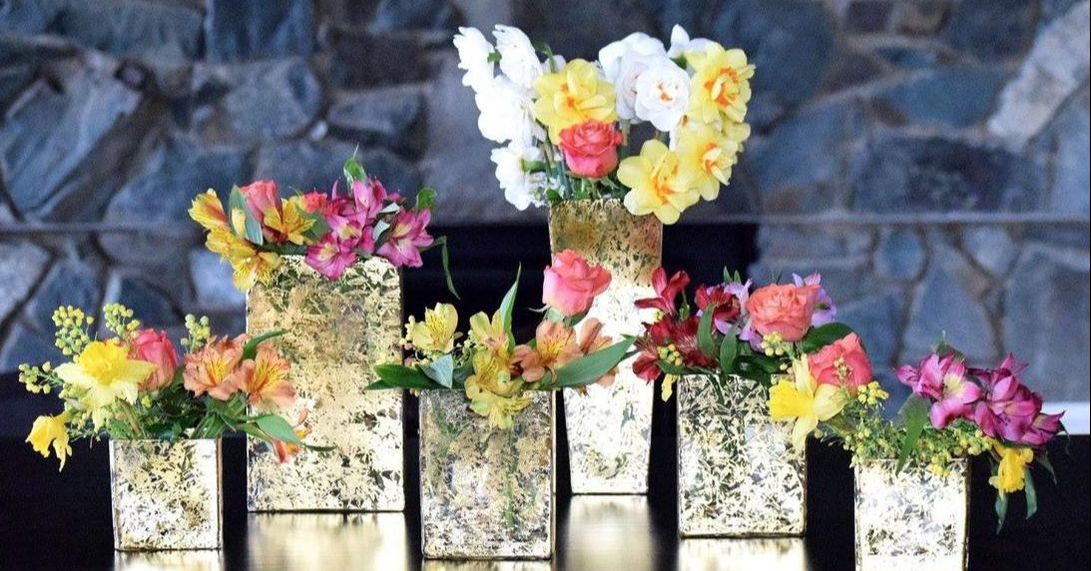 Glass Vases & Flower Arranging